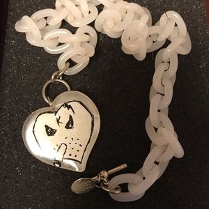 Tarina Tarantino x Kid robot